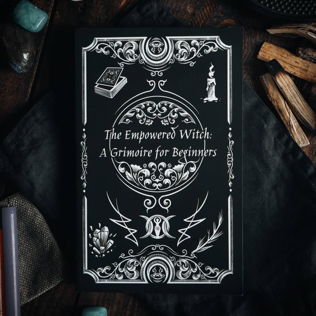 SpellCloth - The Empowered Witch: A Grimoire for Beginners: Print